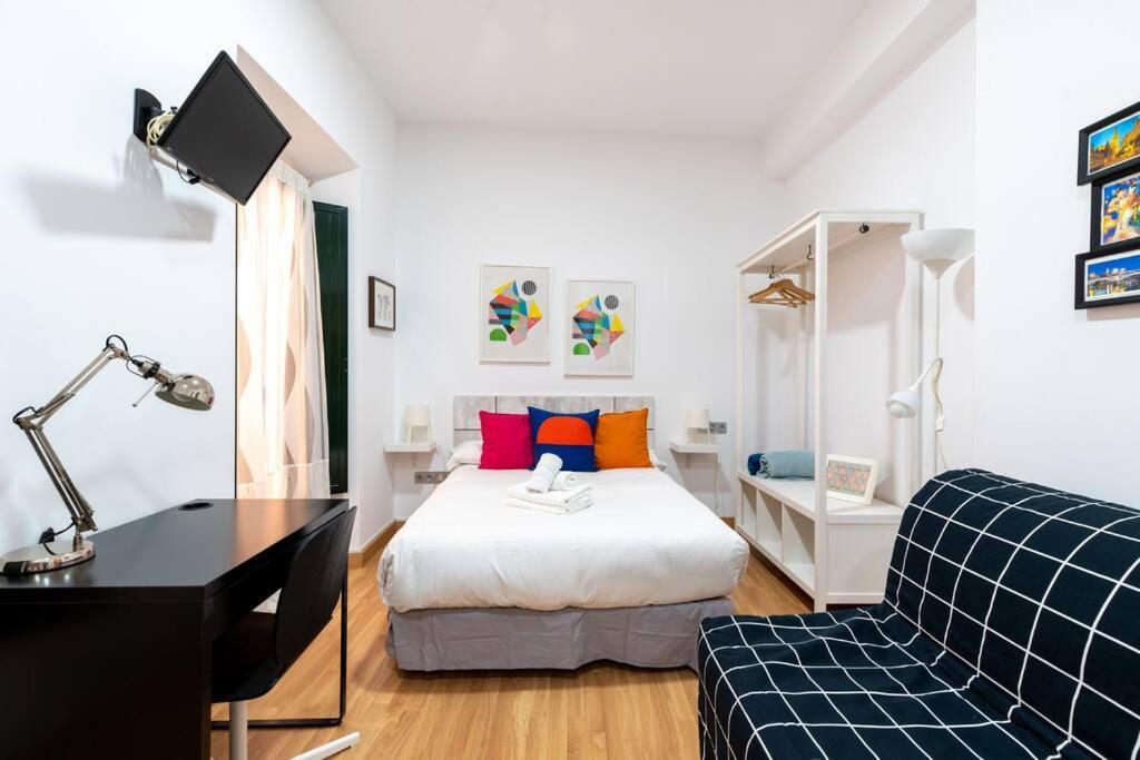 Cuna By Thegoodtourist Seville